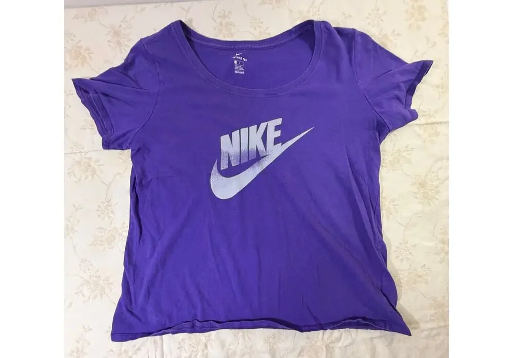 Nike Womens Large Purple Futura Swoosh Graphic T Shirt The Nike Tee Athletic